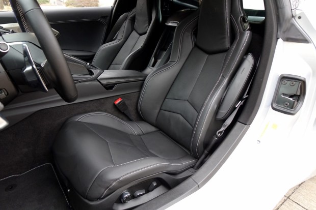 2023 Chevrolet Corvette Stingray Coupe 2LT Z51