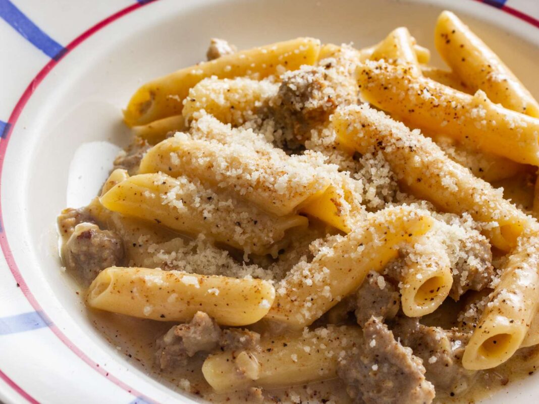 Pasta alla Norcina (Creamy Pasta With Sausage) Recipe