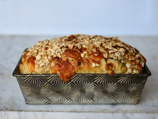 Cheddar Jalapeño Oatmeal Bread
