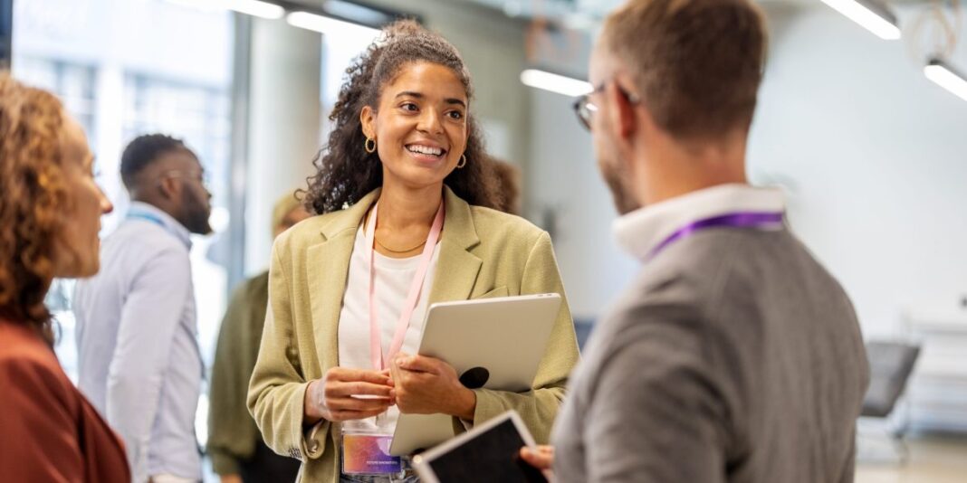How-new-college-graduates-should-expand-their-professional-networks-according.jpg