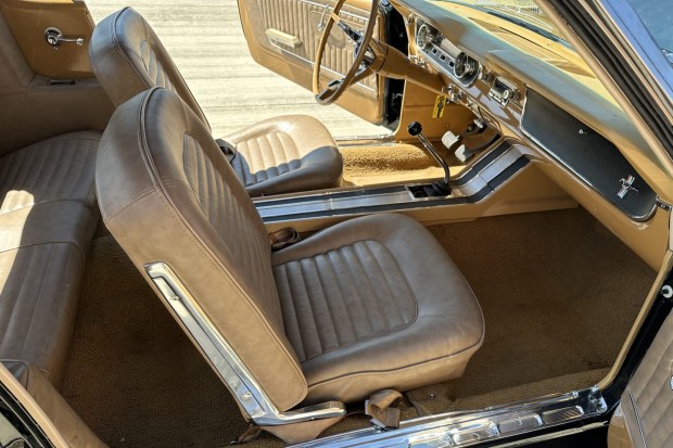 1964.5 Ford Mustang Convertible D-Code 289 4-Speed
