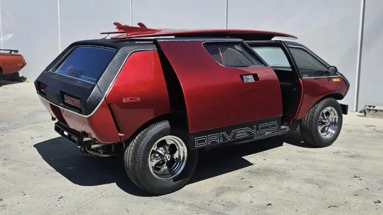 Automecca Sports Van