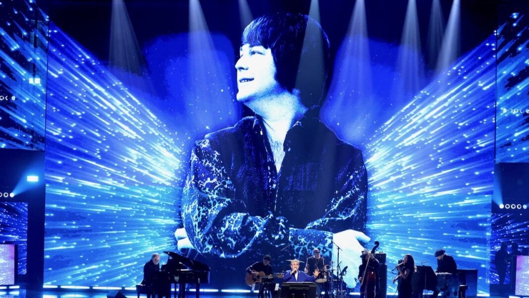 Elton John Sings “God Only Knows” in Tribute to Brian Wilson: Watch